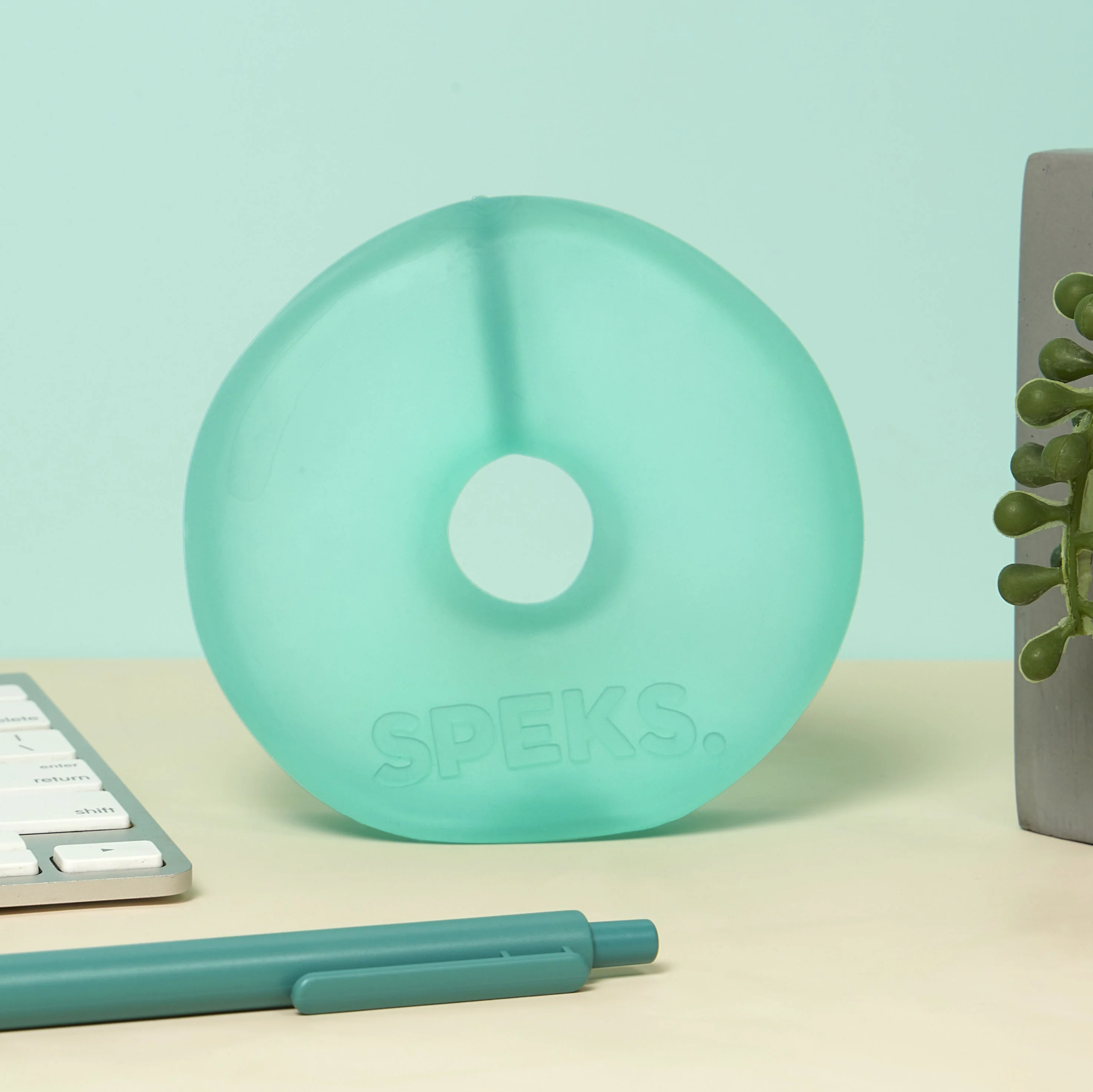 Gump Jumbo Loop (Single Colours) - The Memory Gel Stress Ring - 9cm - Image 3